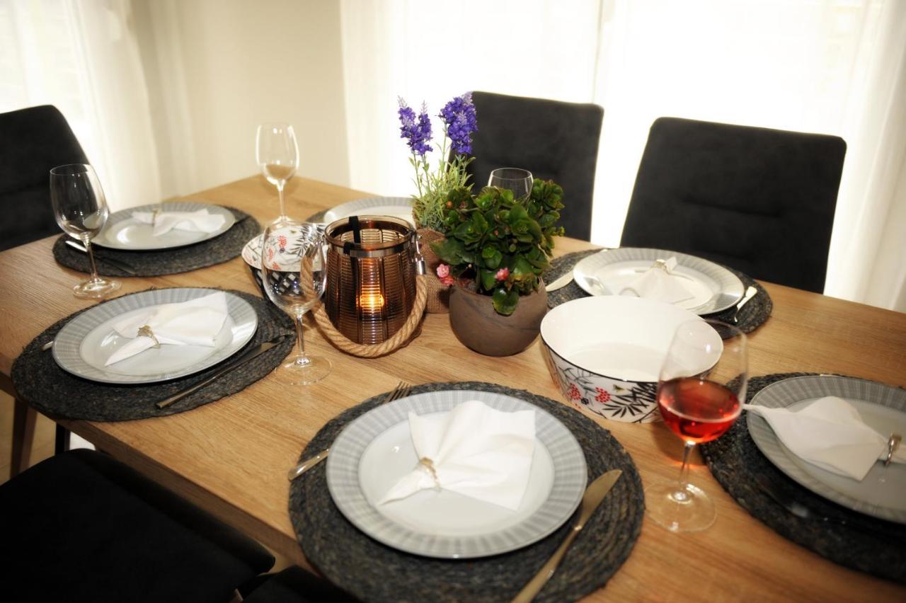 Onar Luxury Apartment Néa Péramos Extérieur photo