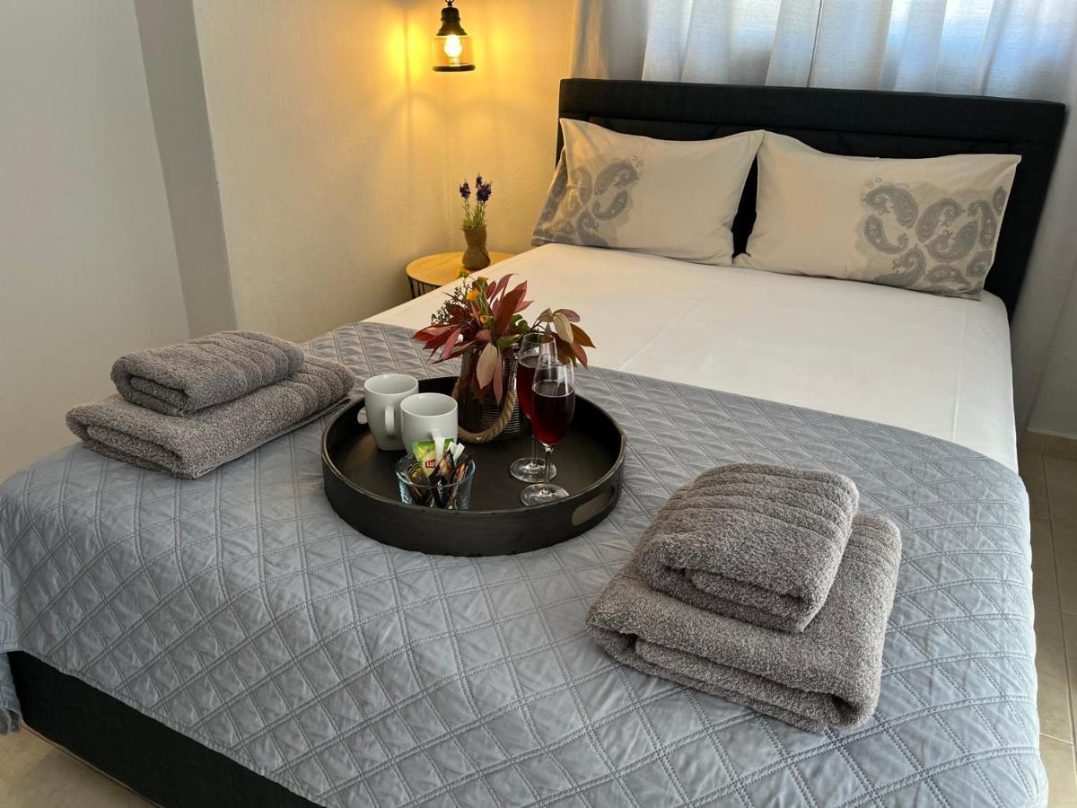 Onar Luxury Apartment Néa Péramos Extérieur photo